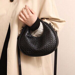 Black Vintage Women's Zipper Closure Faux Leather Woven Handbag